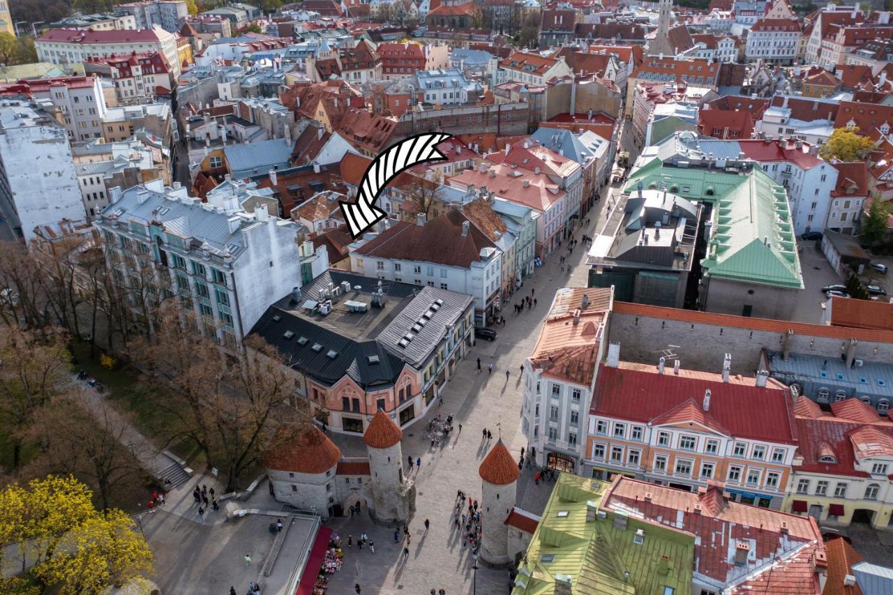 Old Town - Muurivahe *